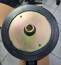 ES-60700 Нагнетатель смазки электрический под тубу